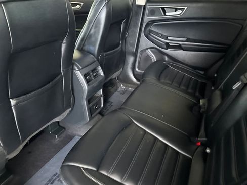 Used 2022 Ford Edge SEL image 4