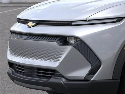 New 2026 Chevrolet Equinox EV LT FWD image 13
