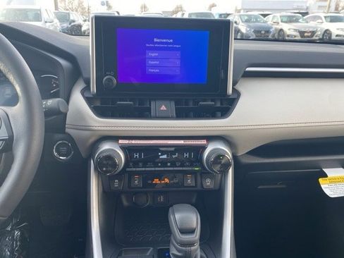 New 2025 Toyota RAV4 XLE image 31