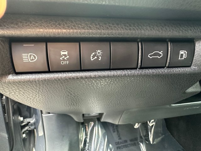 Used 2025 Toyota Camry LE FWD image 11