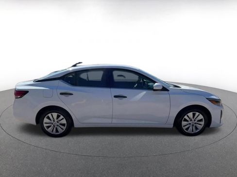Used 2025 Nissan Sentra S image 16