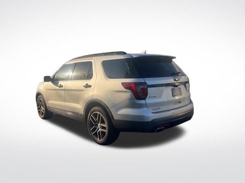 Used 2016 Ford Explorer Sport w/ Equipment Group 401A image 6