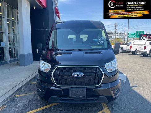 Used 2022 Ford Transit 350 XLT image 2