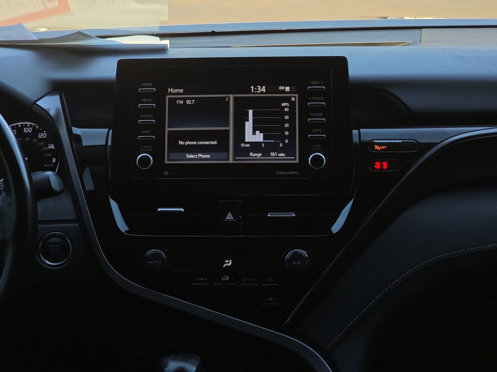 Certified 2021 Toyota Camry SE w/ Cold Weather Package FWD image 22