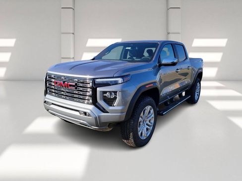 New 2026 GMC Canyon Denali image 1