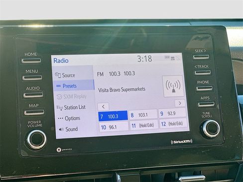 Used 2024 Toyota Camry SE image 14