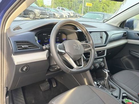 Used 2023 Volkswagen Taos SE AWD/4WD image 10