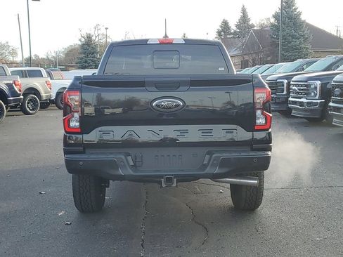 New 2025 Ford Ranger Lariat w/ Black Appearance Package image 5