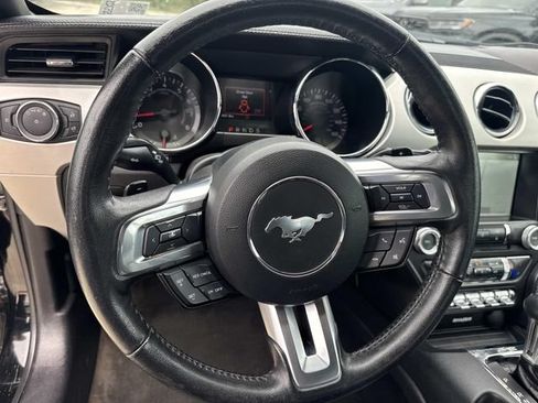Used 2017 Ford Mustang GT Premium RWD image 21
