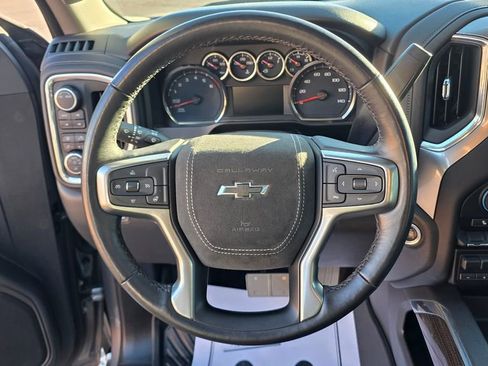 Used 2021 Chevrolet Silverado 1500 LT Trail Boss w/ LT Trail Boss Premium Package image 19