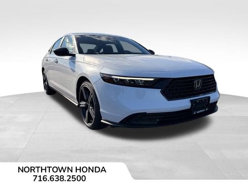 Used 2025 Honda Accord Sport image 1