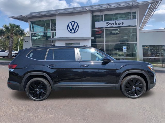 New 2026 Volkswagen Atlas SE FWD image 3