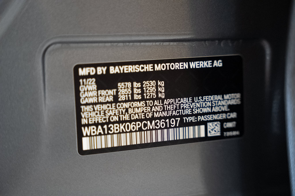 Used 2023 BMW M550i xDrive w/ Executive Package AWD/4WD image 36