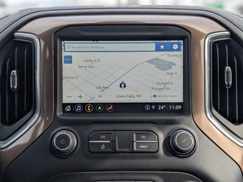 Used 2022 Chevrolet Silverado 1500 High Country image 22