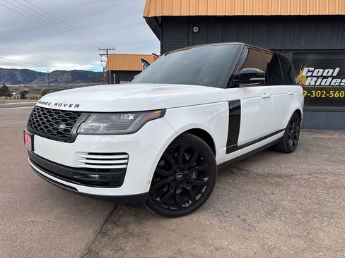 Used 2020 Land Rover Range Rover HSE image 2