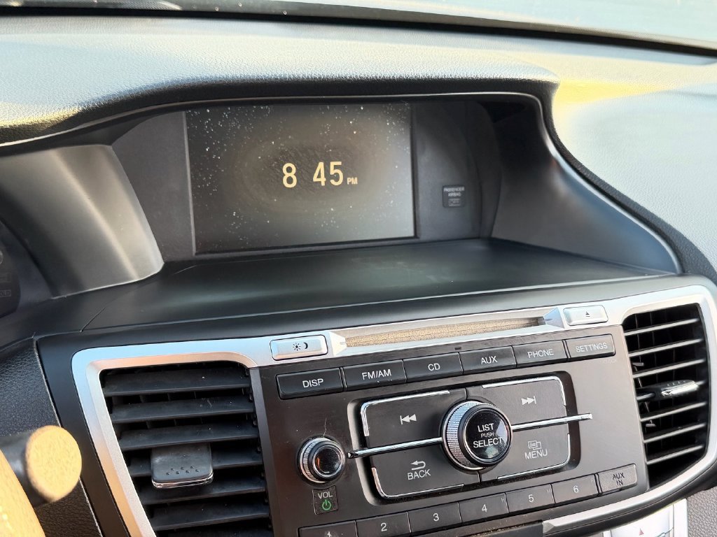 Used 2015 Honda Accord LX image 18