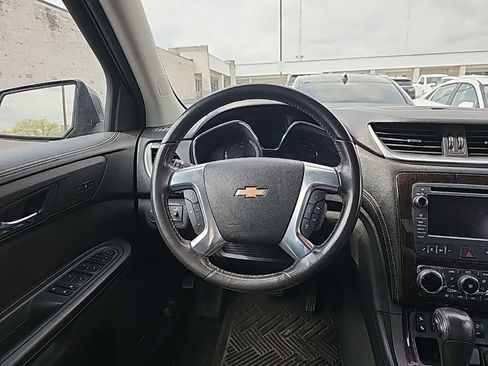 Used 2016 Chevrolet Traverse LT image 6