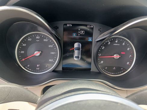 Used 2020 Mercedes-Benz C 300 Sedan image 31