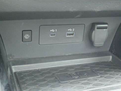 Used 2024 Nissan Altima 2.5 SR w/ SR Premium Package FWD image 31