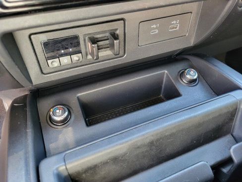 Used 2021 Nissan Titan PRO-4X w/ Pro-4x Convenience Package image 23