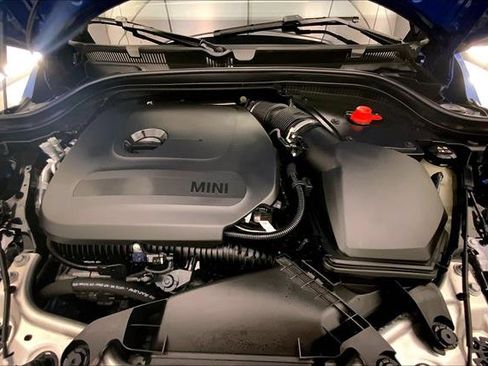 Certified 2025 MINI Cooper S image 9