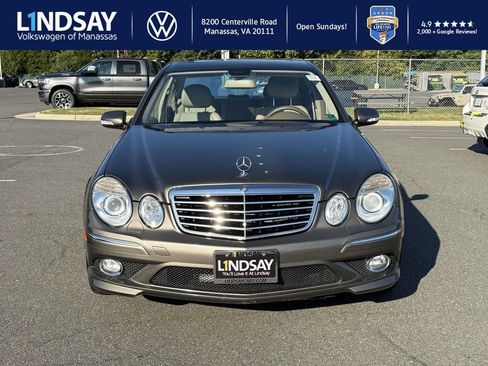 Used 2009 Mercedes-Benz E 350 4MATIC Sedan image 6