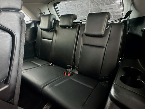 Used 2018 Toyota Highlander XLE FWD image 29