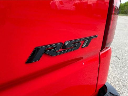 Used 2021 Chevrolet Silverado 1500 RST w/ LPO, Dark Essentials Package RWD image 21