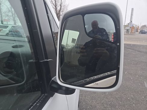 Used 2021 Nissan NV200 SV FWD image 25