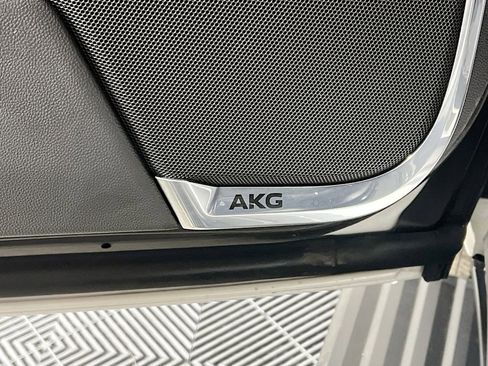 Used 2023 Cadillac Escalade V image 19