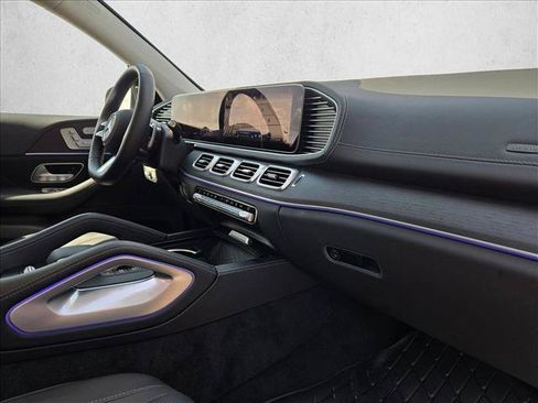 Certified 2026 Mercedes-Benz GLS 450 4MATIC image 20