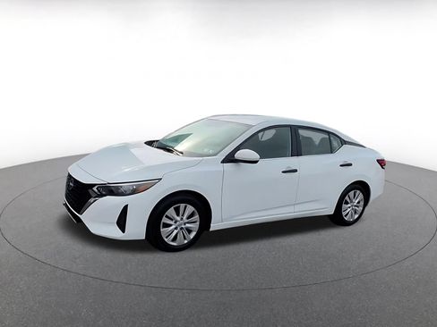 Used 2025 Nissan Sentra S FWD image 7