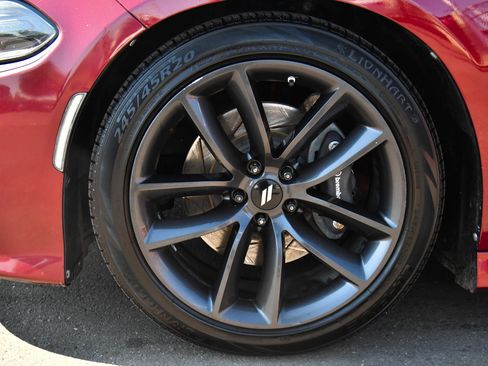 Used 2019 Dodge Charger Scat Pack RWD image 12