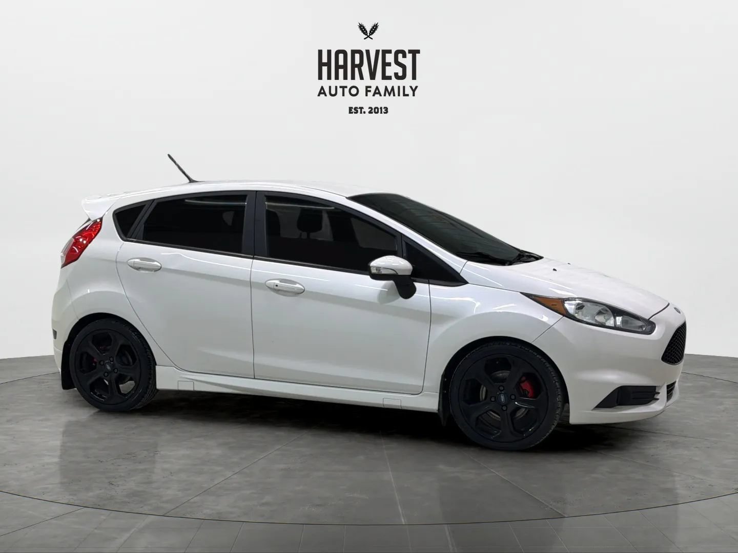 Used 2019 Ford Fiesta ST FWD image 9