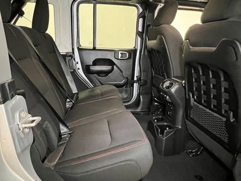 Used 2022 Jeep Wrangler Unlimited Rubicon w/ LED Lighting Group image 16