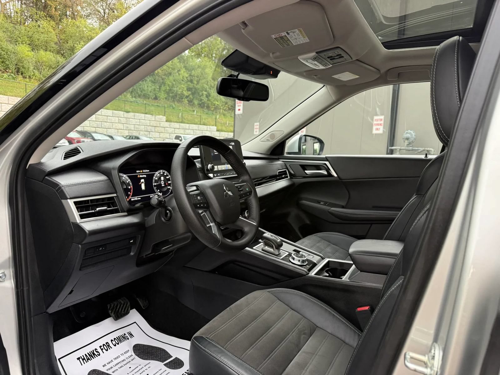Used 2024 Mitsubishi Outlander Ralliart AWD/4WD image 9
