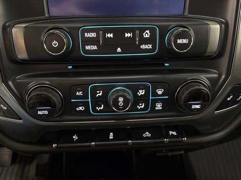 Used 2018 Chevrolet Silverado 1500 LTZ w/ LTZ Plus Package AWD/4WD image 22