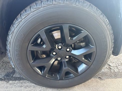 Used 2016 Jeep Cherokee Trailhawk image 27