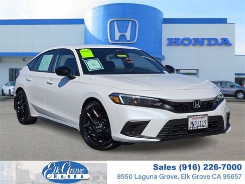 Used 2024 Honda Civic Sport image 1
