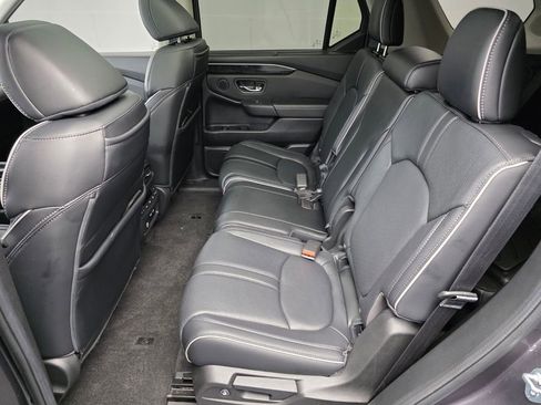 Used 2023 Honda Pilot Elite image 14