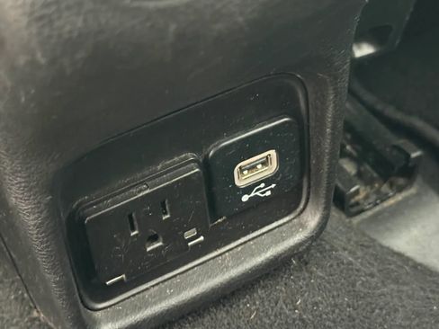 Used 2019 Jeep Compass Latitude w/ Popular Equipment Group image 12