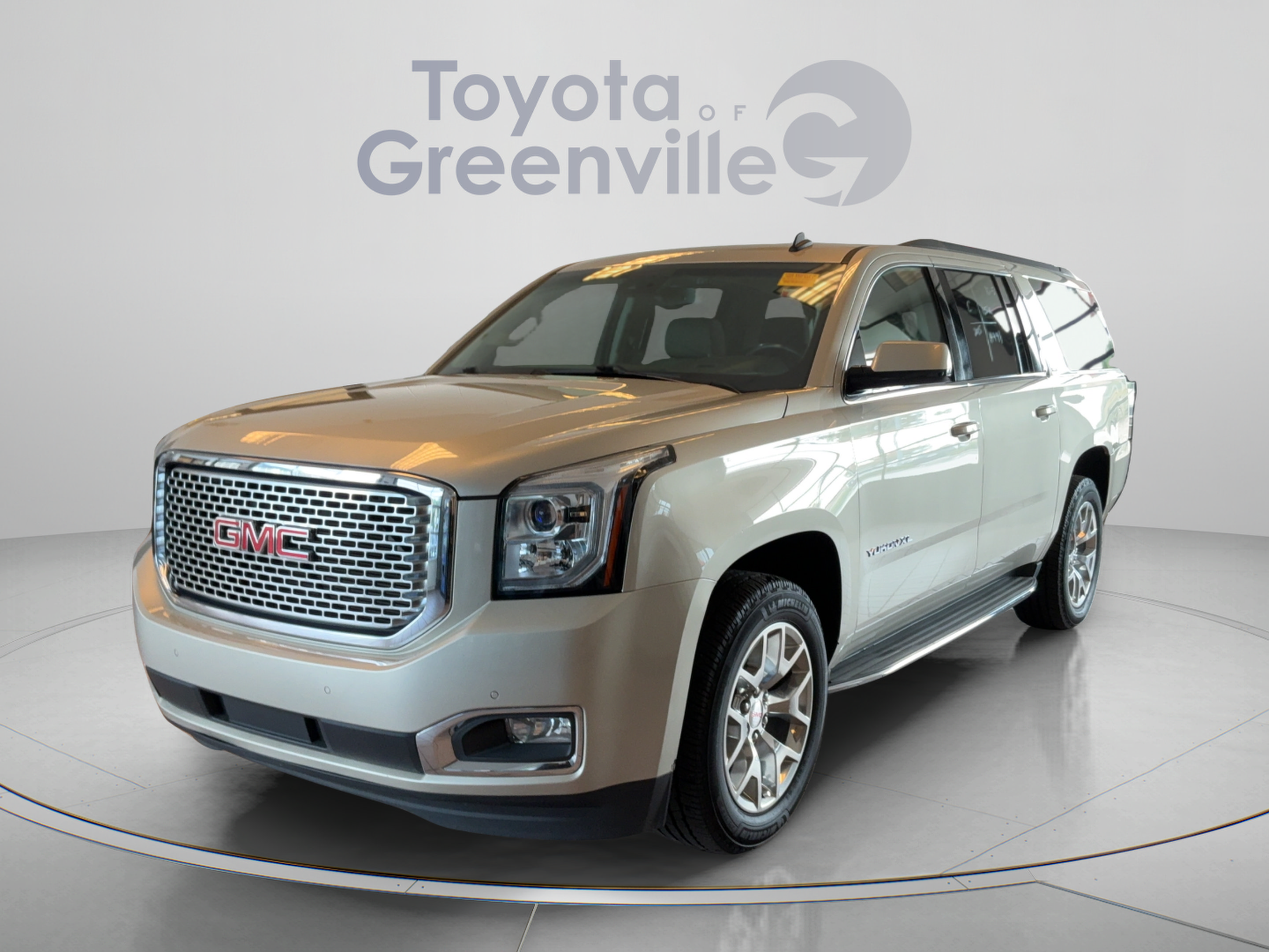 Used 2015 GMC Yukon XL SLT w/ HD Trailering Package RWD image 1