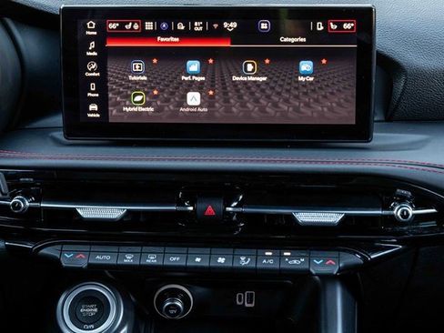 Used 2024 Dodge Hornet R/T w/ R/T Blacktop Package image 11