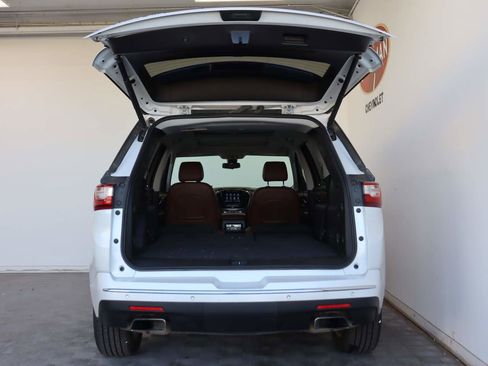 Certified 2021 Chevrolet Traverse High Country image 5