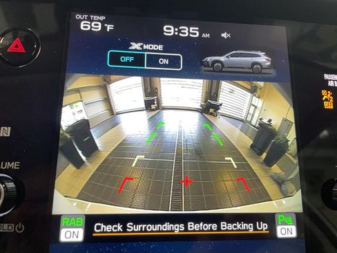 Used 2025 Subaru Outback Limited AWD/4WD image 13