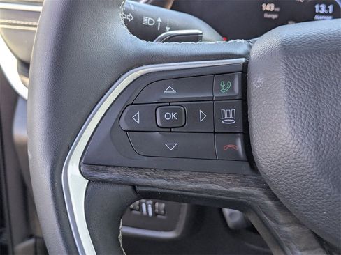 Used 2024 Jeep Grand Cherokee L Limited w/ Luxury Tech Group II image 15