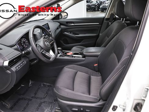 Used 2022 Nissan Altima 2.5 SV w/ SV Premium Package FWD image 14