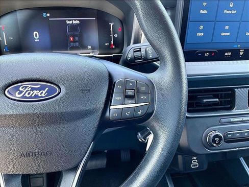 Used 2025 Ford Maverick XL w/ Equipment Group 102A AWD/4WD image 19