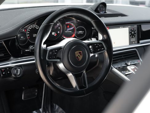 Used 2018 Porsche Panamera 4S AWD/4WD image 11