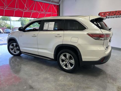 Used 2015 Toyota Highlander Limited AWD/4WD image 6